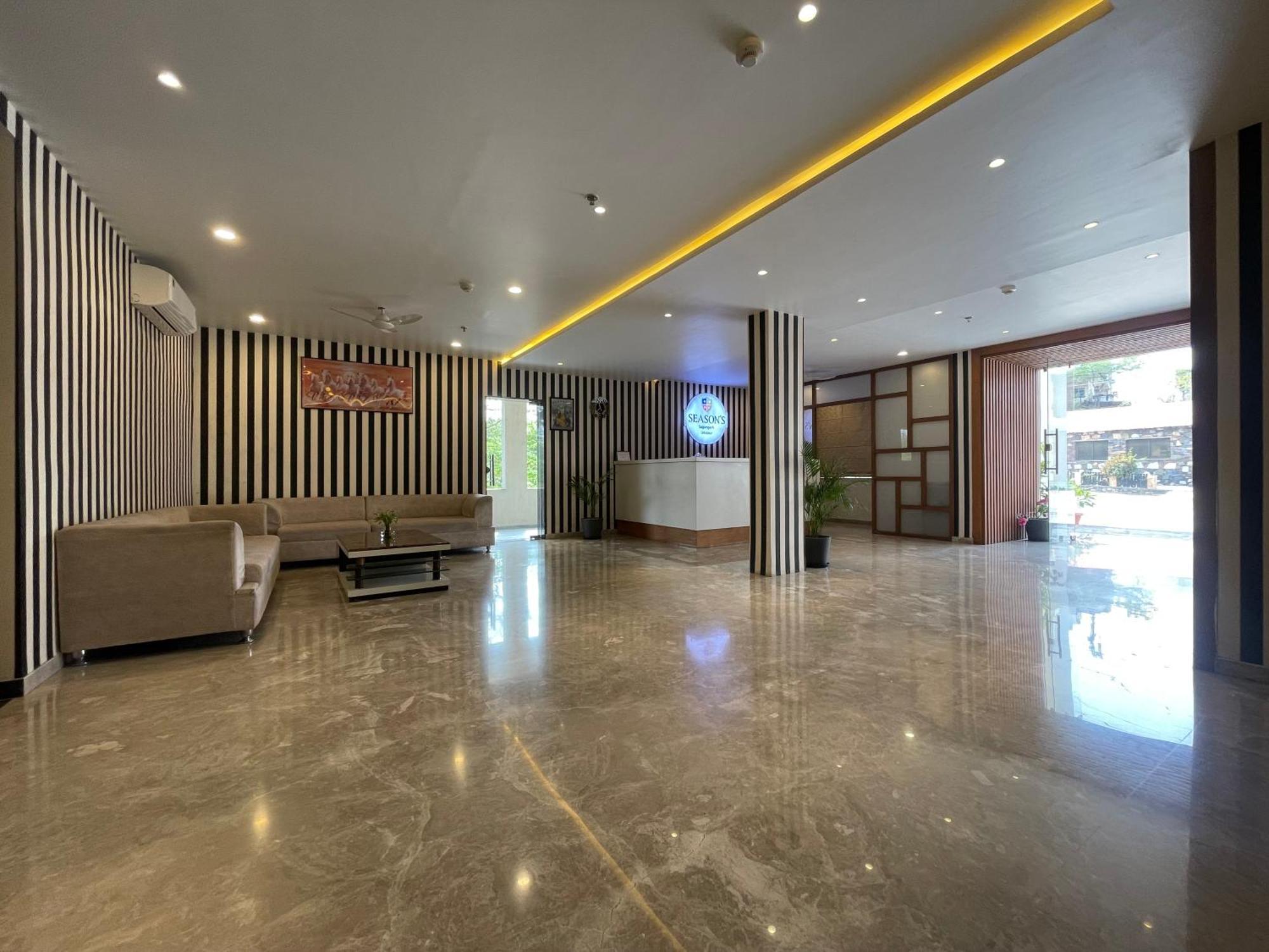 Hotel Seasons Sajjangarh Udajpur Zewnętrze zdjęcie